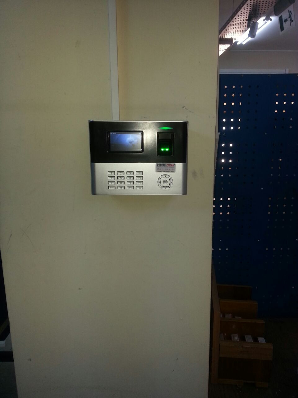 U990-ID Parmak İzi Okuyucu Montaj Görüntüleri